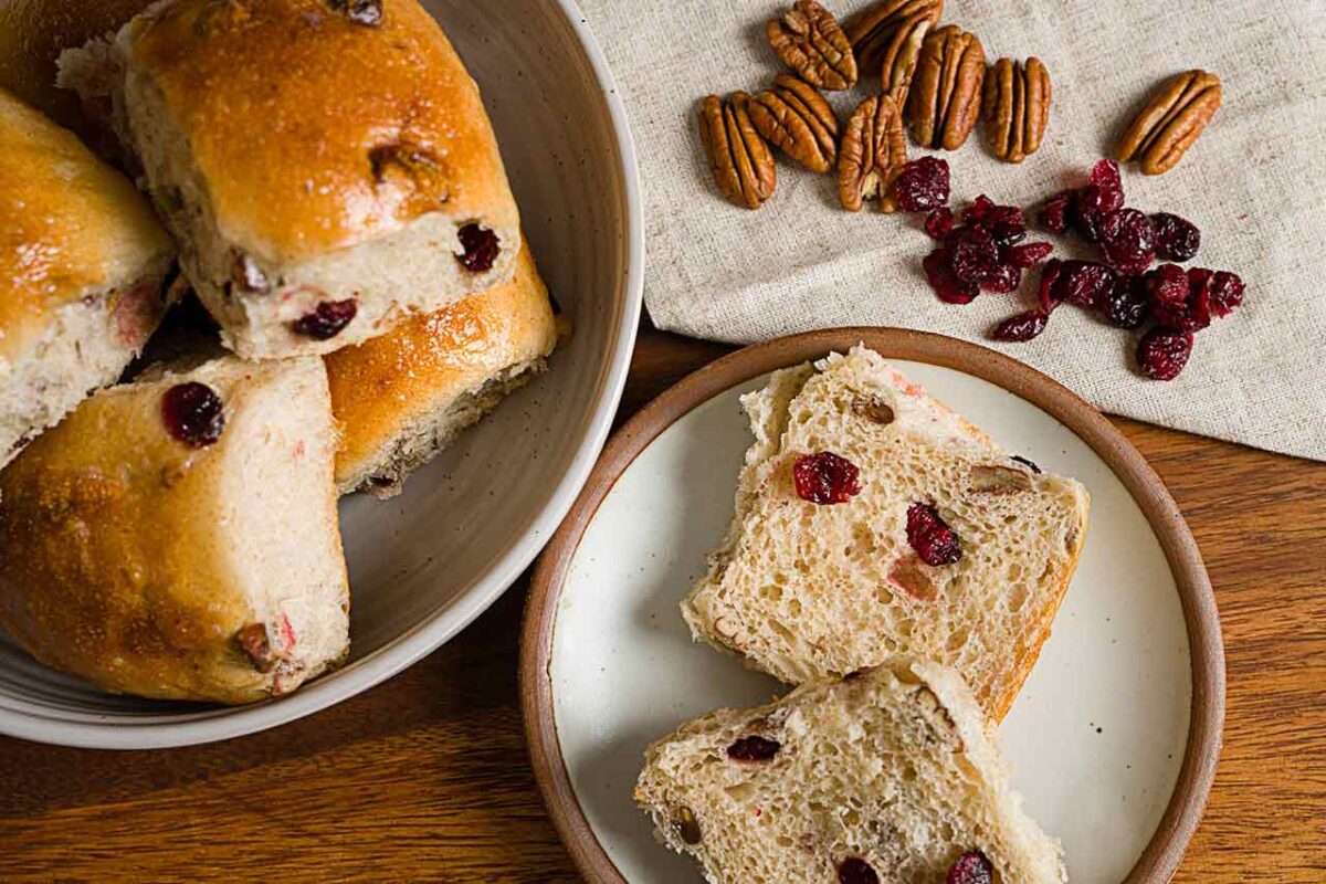 Cranberry Pecan Rolls Recipe